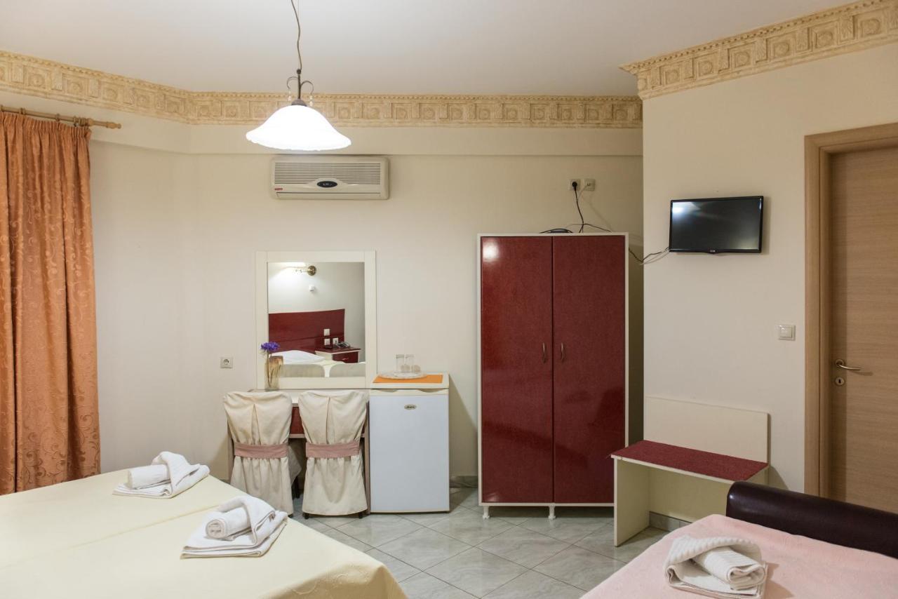Hotel Aigli Farsala Екстер'єр фото