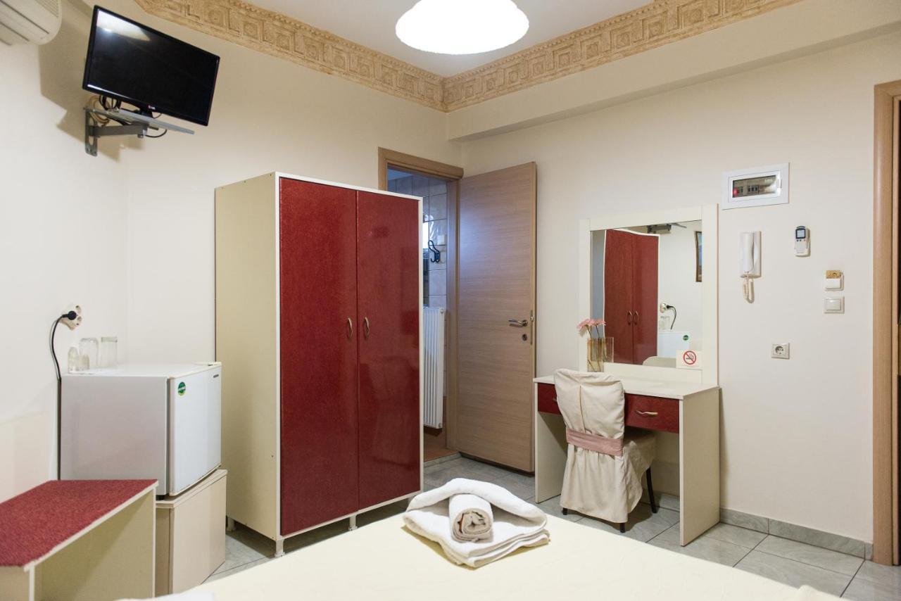 Hotel Aigli Farsala Екстер'єр фото